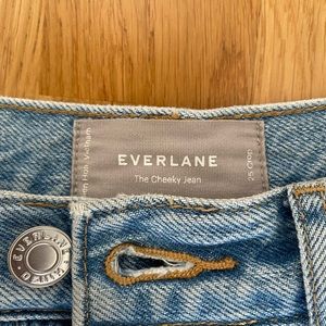 Everlane cheeky crop jean